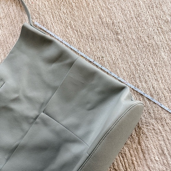OAK + FORT The City Tote Bag in Sage - Picture 5 of 11
